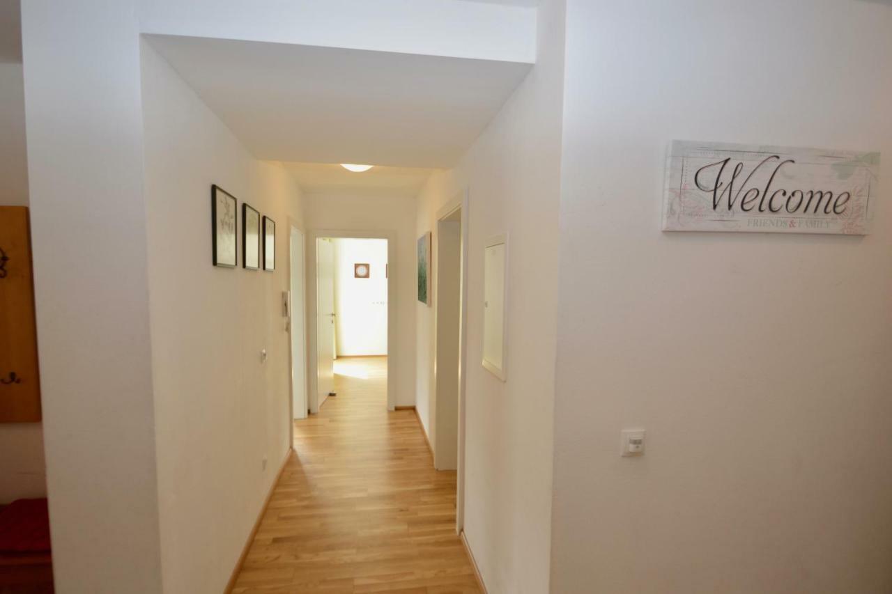 Apartment Mountain Panorama by Z-K-H Rentals Zell am See Bagian luar foto